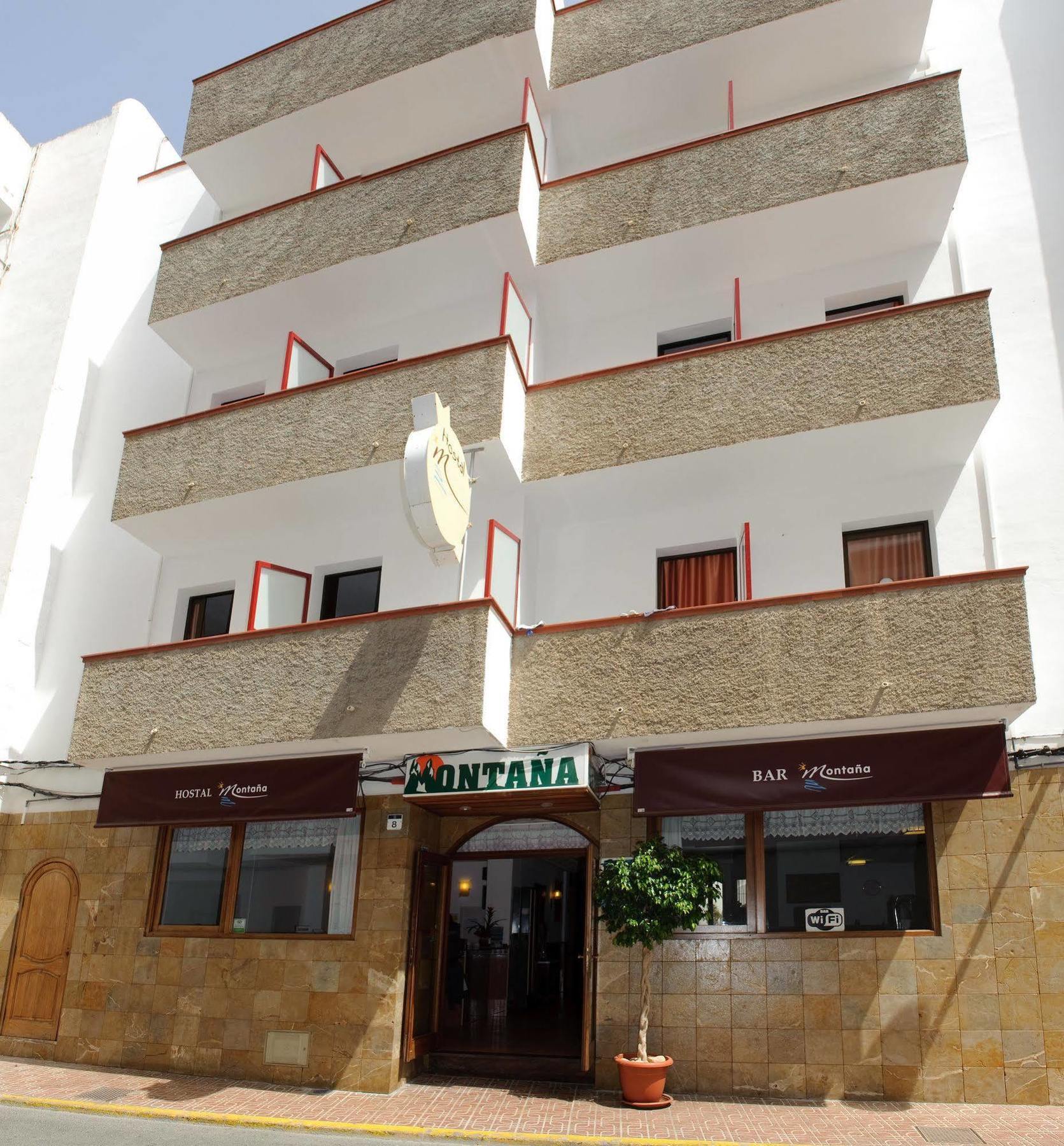 Hostal Montana San Antonio  Exterior photo
